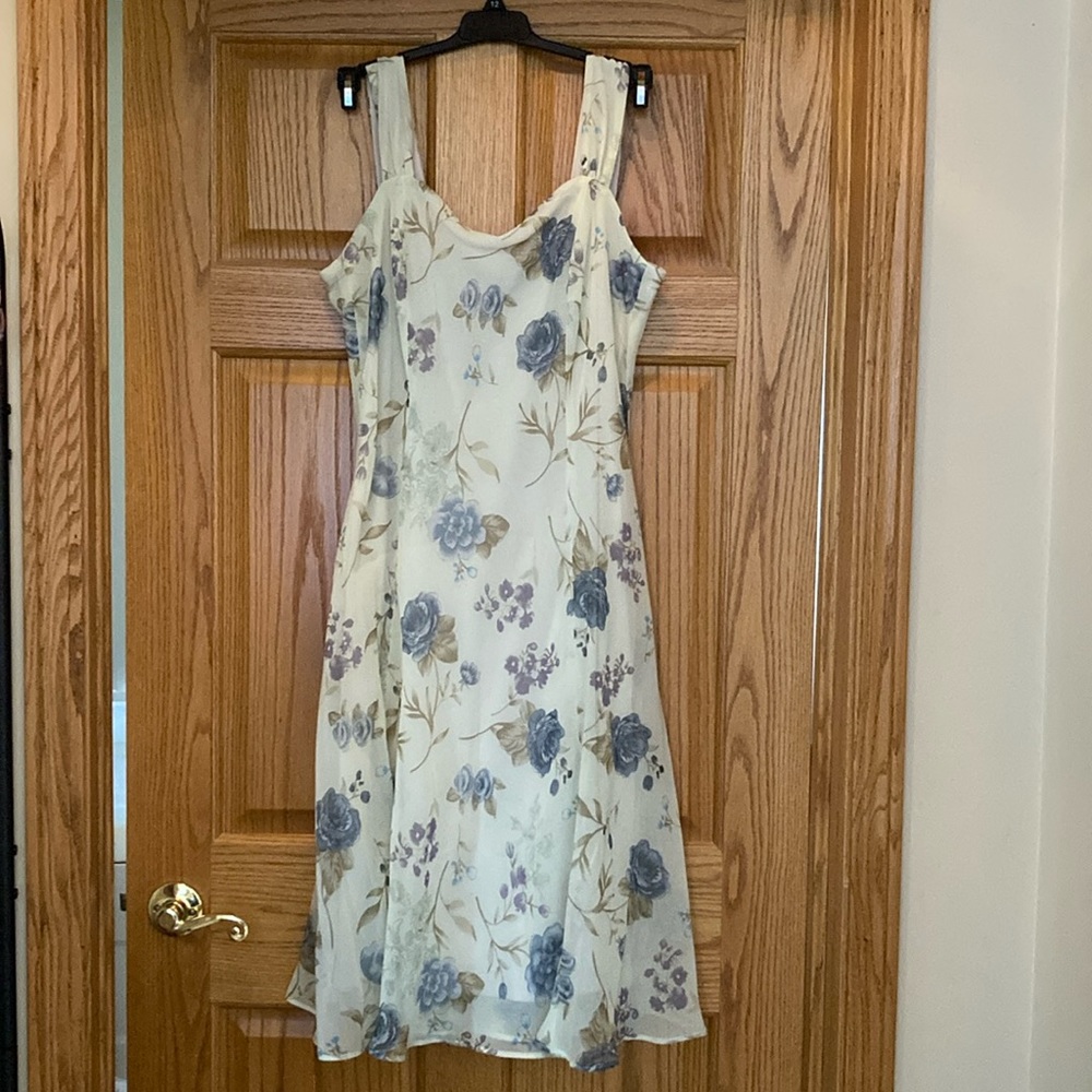 Chadwicks Women’s size 14 floral dress